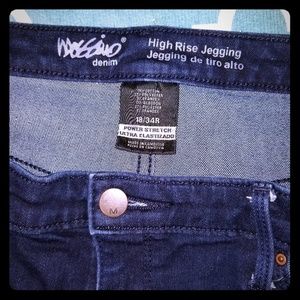 Mossimo Supply Co. Jeans - Hig rise Jeggings Mossimo Supply Co. Jeans - Hig rise Jeggings